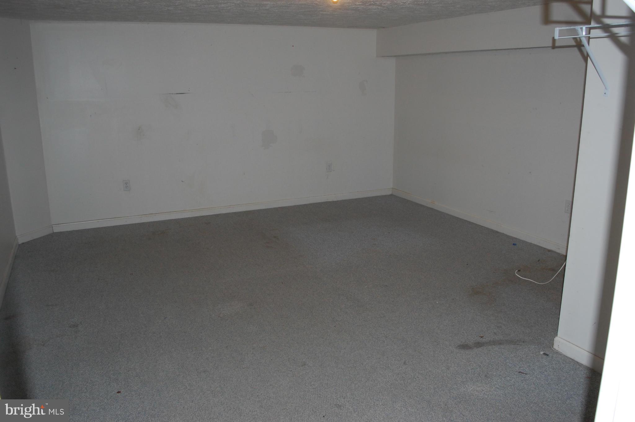 WOODMONT - Residential