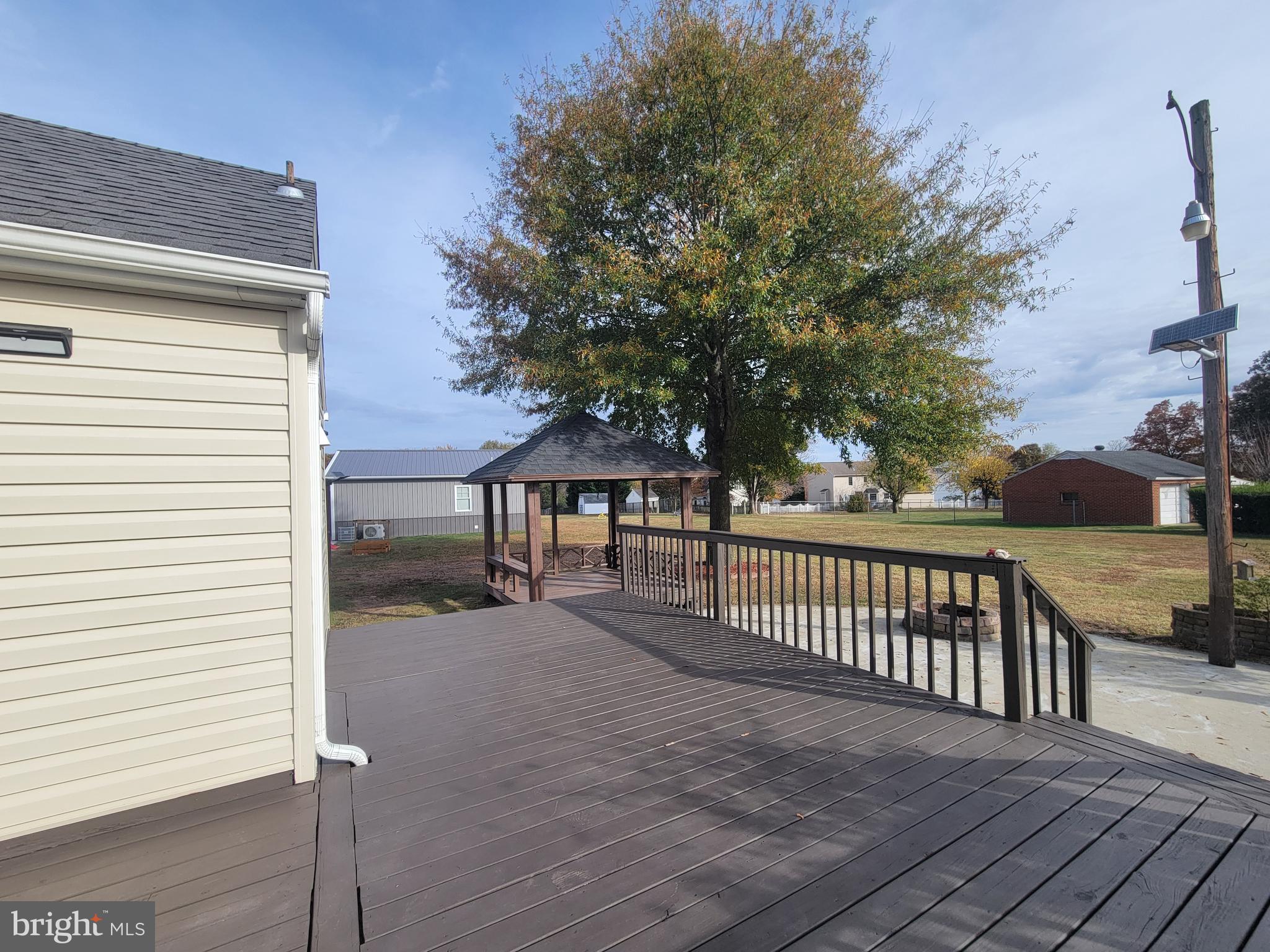 C.L. YOUNG - Residential