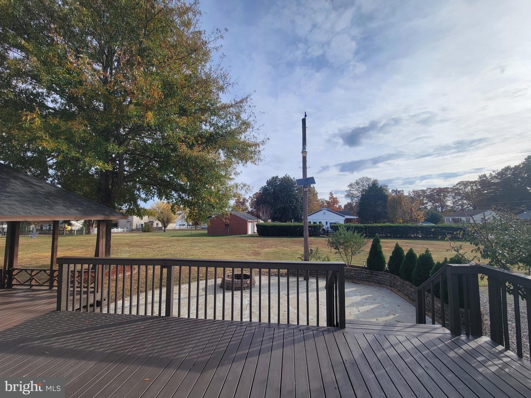 C.L. YOUNG - Residential