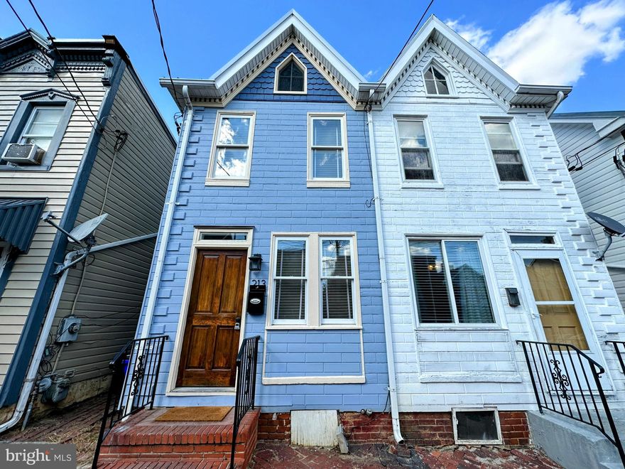 Welcome to this beautifully updated duplex featuring original hardwood floors and a fully remodeled kitchen with cherry cabinets and newer appliances. The first level includes a convenient laundry area with an updated washer and dryer. Upstairs, you’ll find two spacious bedrooms and a full bath, plus a finished attic perfect for an office, playroom, or guest space.  Enjoy both on-street parking in front and additional off-street parking in the rear, along with a small garage and a large backyard—ideal for relaxing or entertaining.
Located on desirable East 6th Street, this quiet residential neighborhood offers easy access to downtown dining and shopping, as well as Routes 70, 15, and 26. The home has been completely renovated inside and out within the past few years—nothing left untouched—so you can move right in and enjoy!