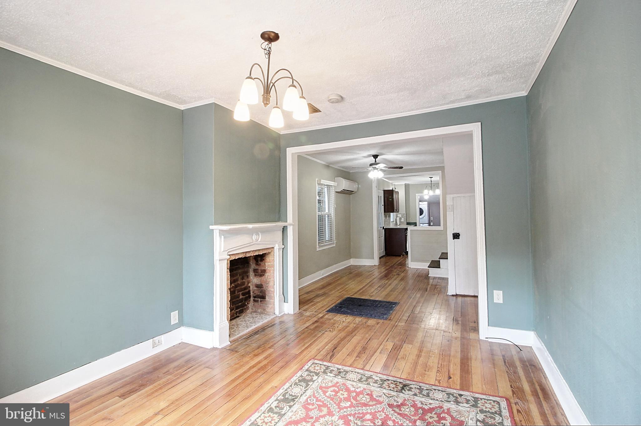 FREDERICK HISTORIC DISTRICT - Residential Lease