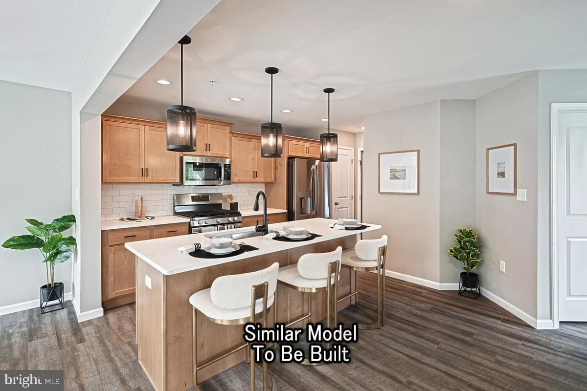 THE TOWNES AT HAMPDEN - Residential