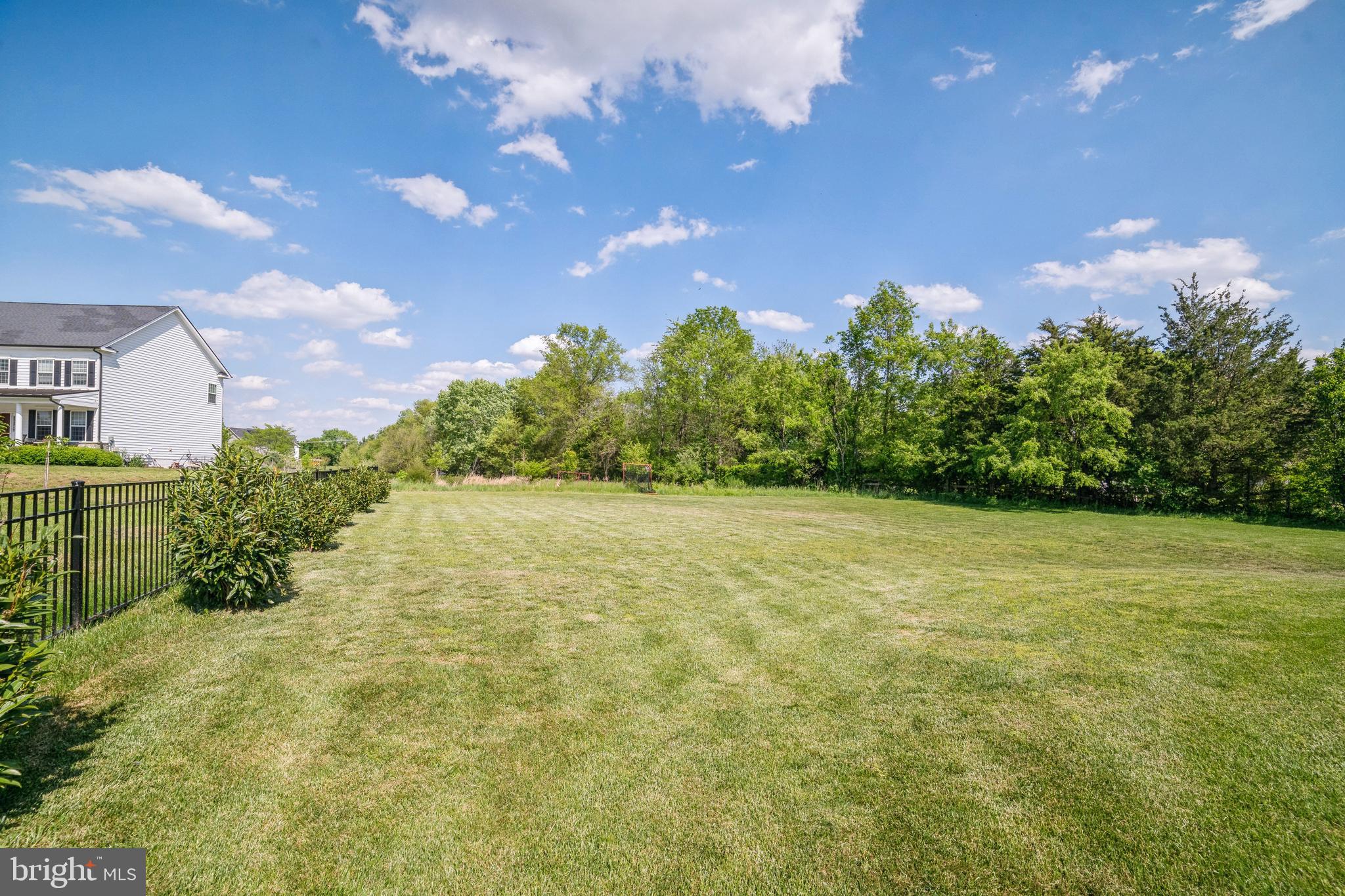 RUSSELL BRANCH ESTATES - Residential