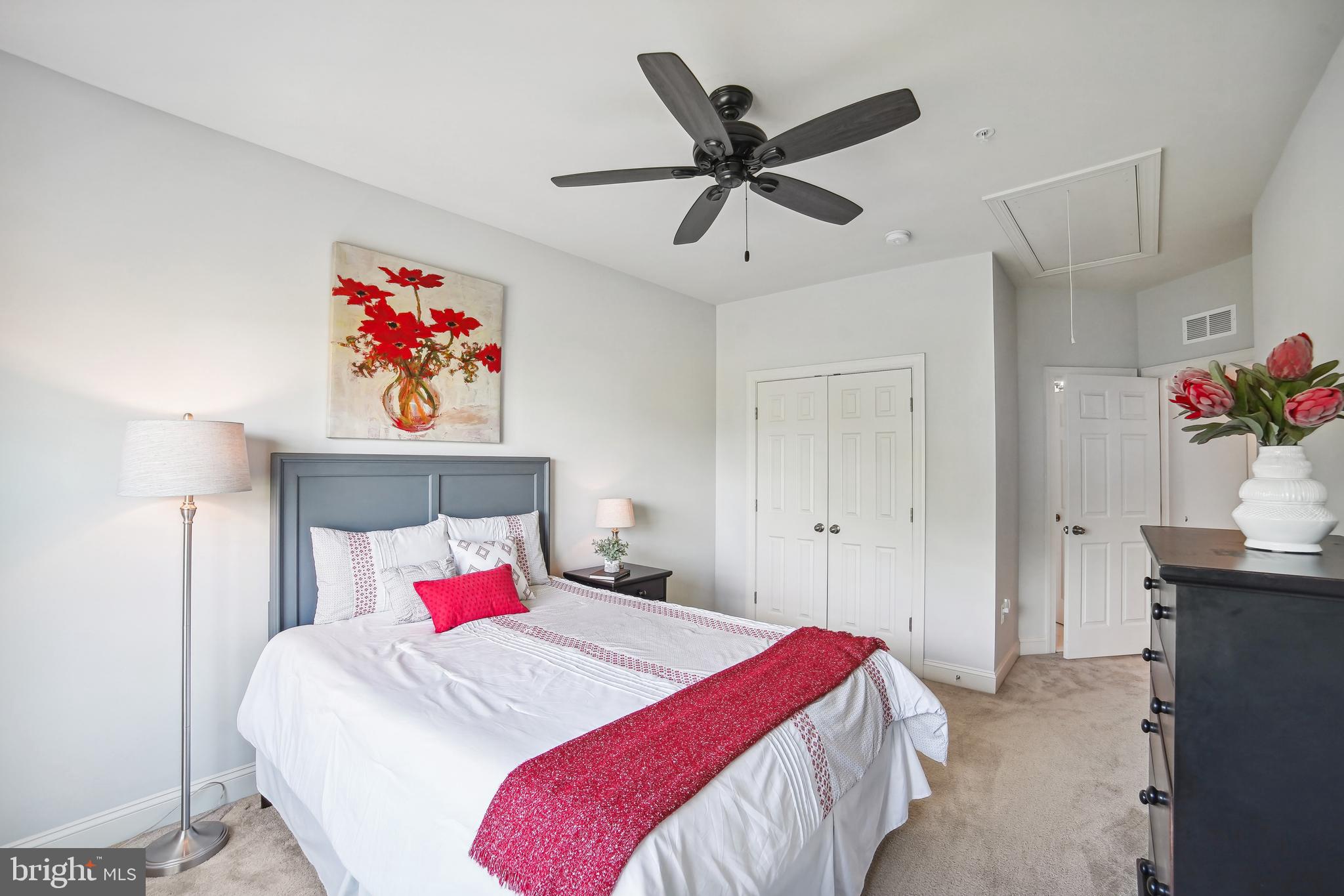 RUSSELL BRANCH ESTATES - Residential