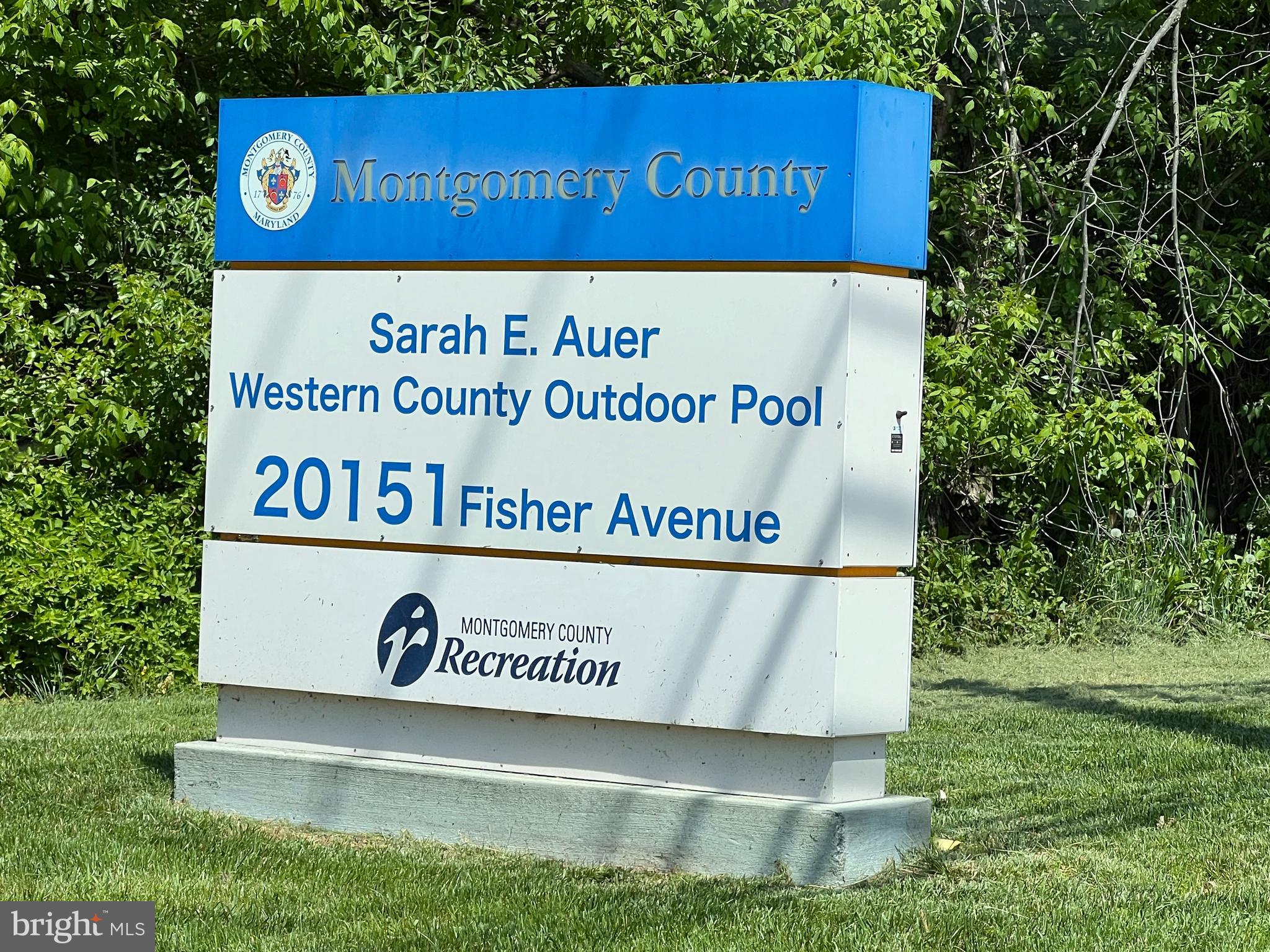 RUSSELL BRANCH ESTATES - Residential