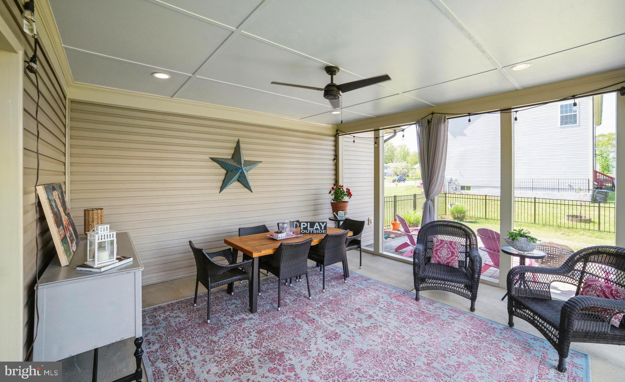 RUSSELL BRANCH ESTATES - Residential