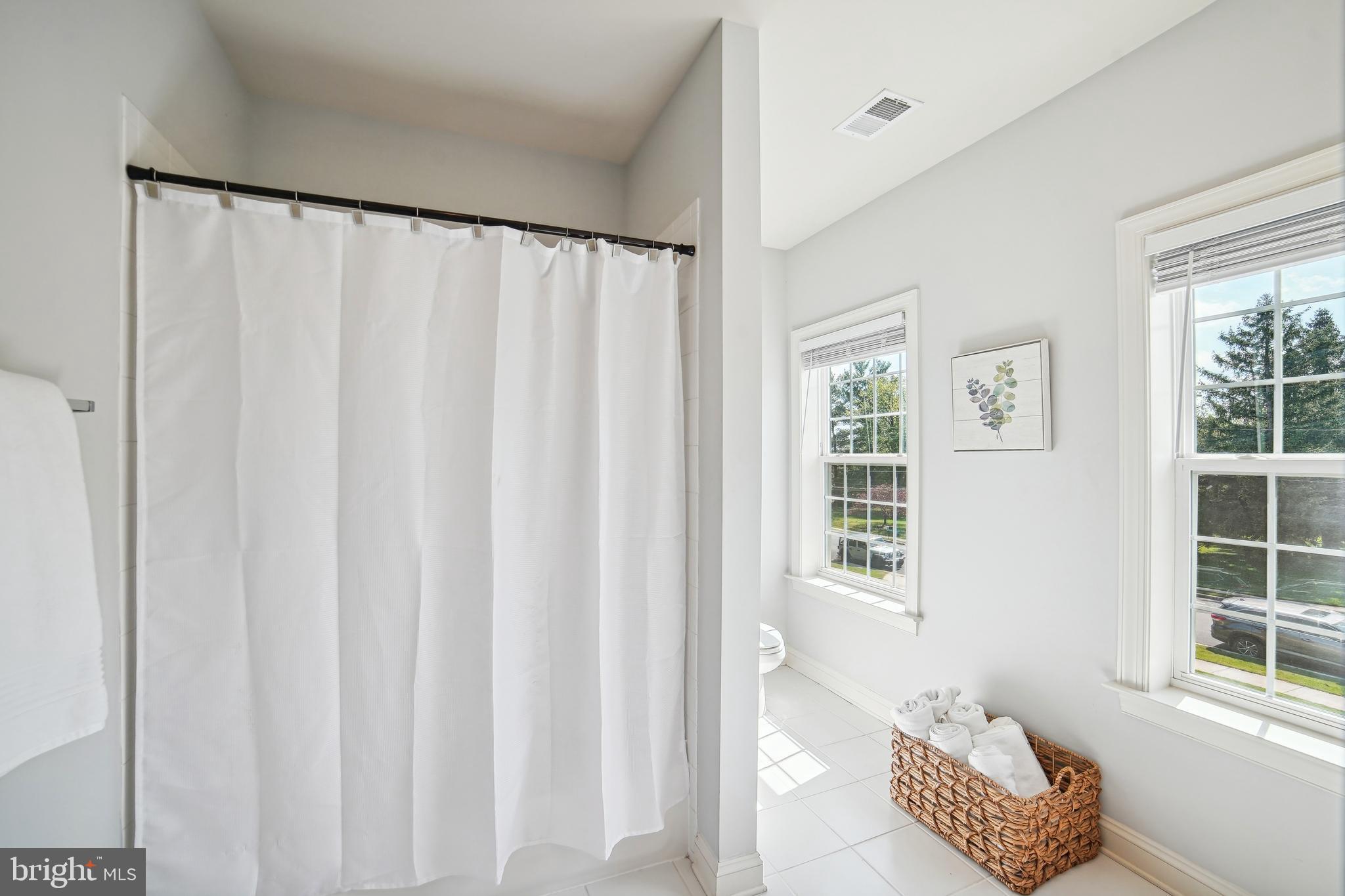 RUSSELL BRANCH ESTATES - Residential