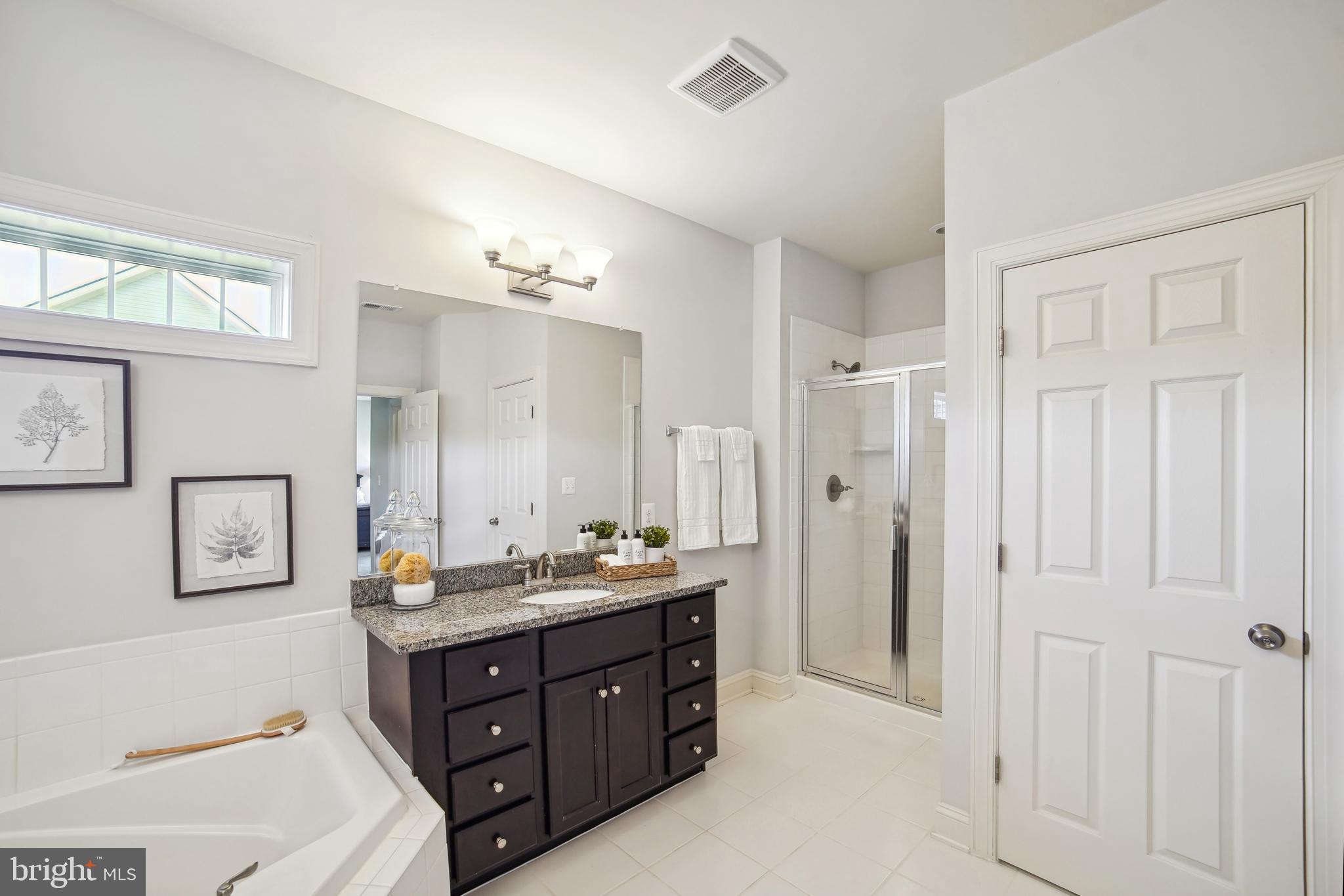 RUSSELL BRANCH ESTATES - Residential