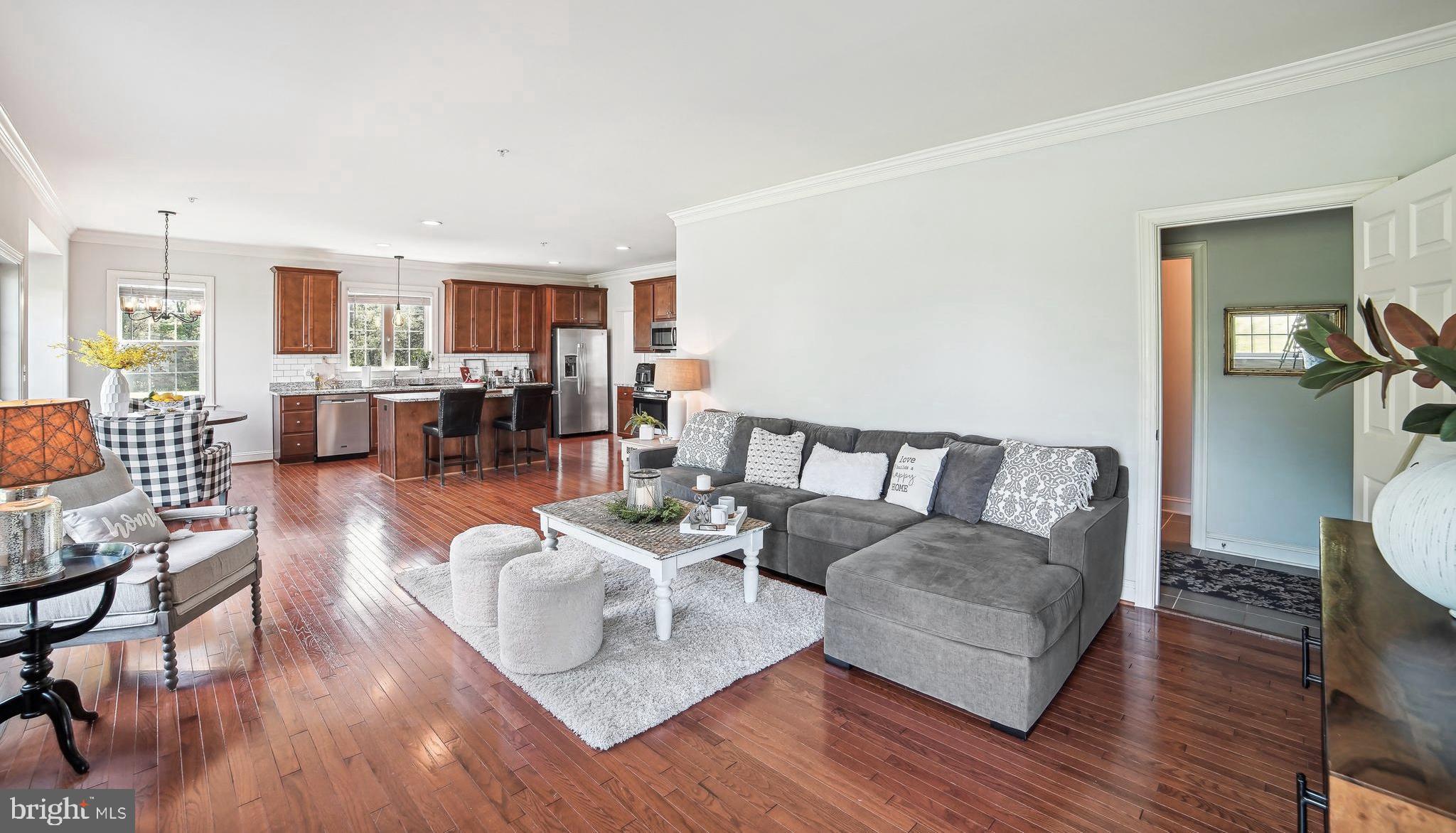 RUSSELL BRANCH ESTATES - Residential