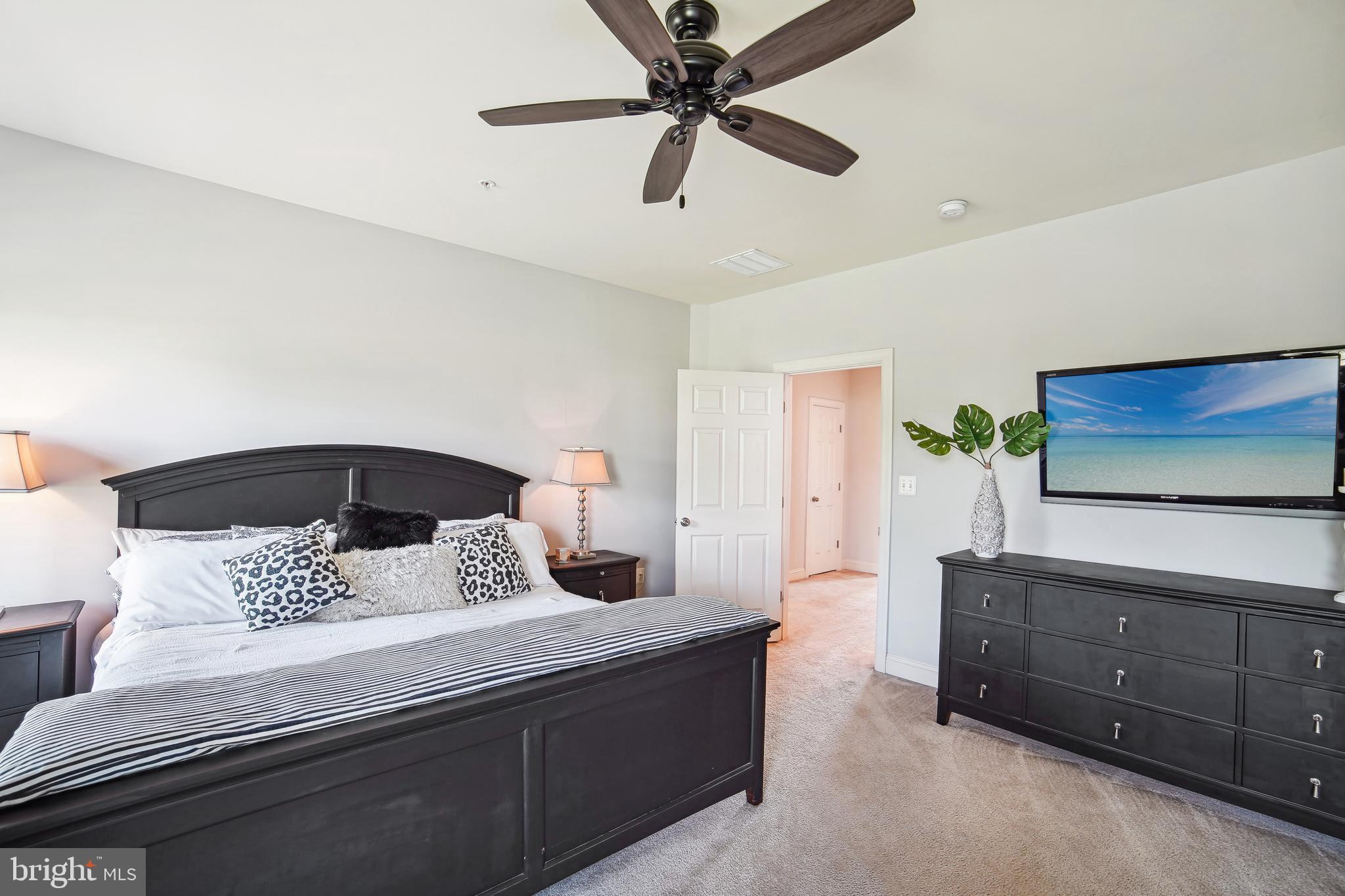 RUSSELL BRANCH ESTATES - Residential