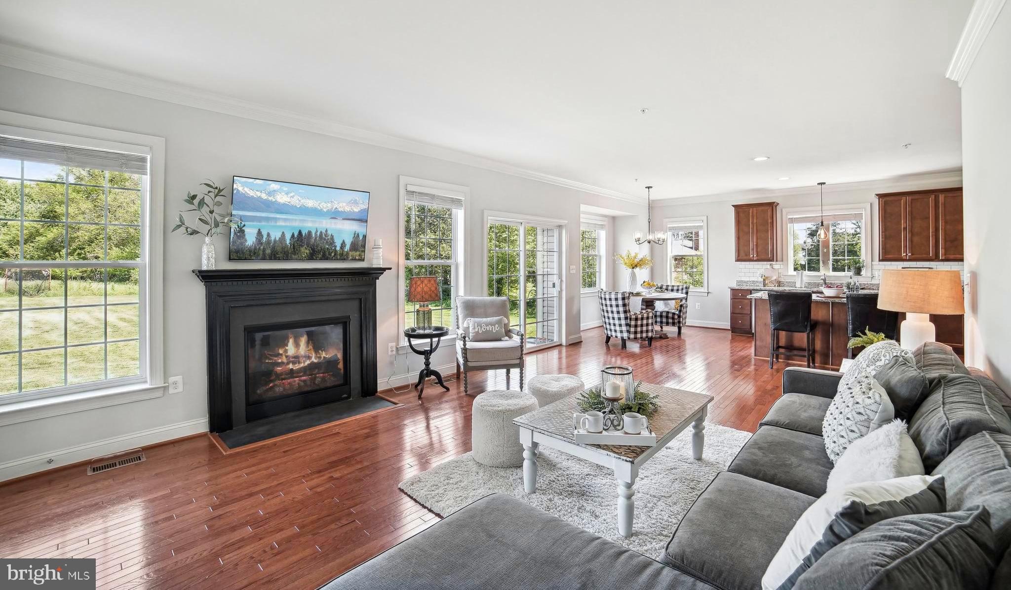 RUSSELL BRANCH ESTATES - Residential