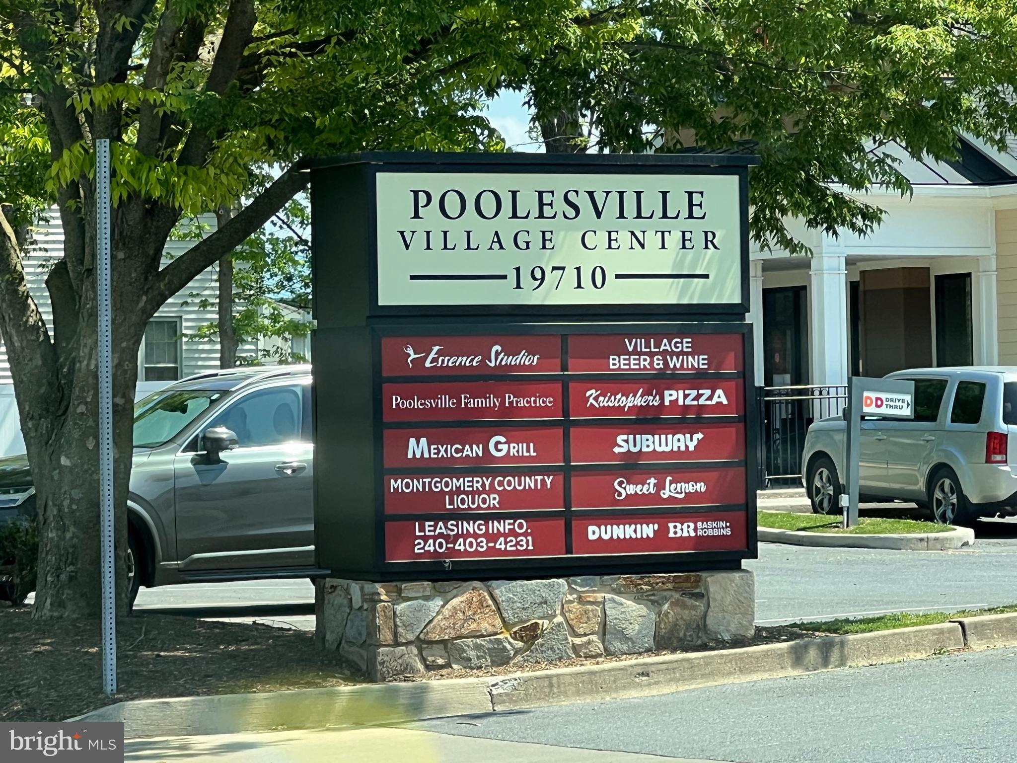 RUSSELL BRANCH ESTATES - Residential