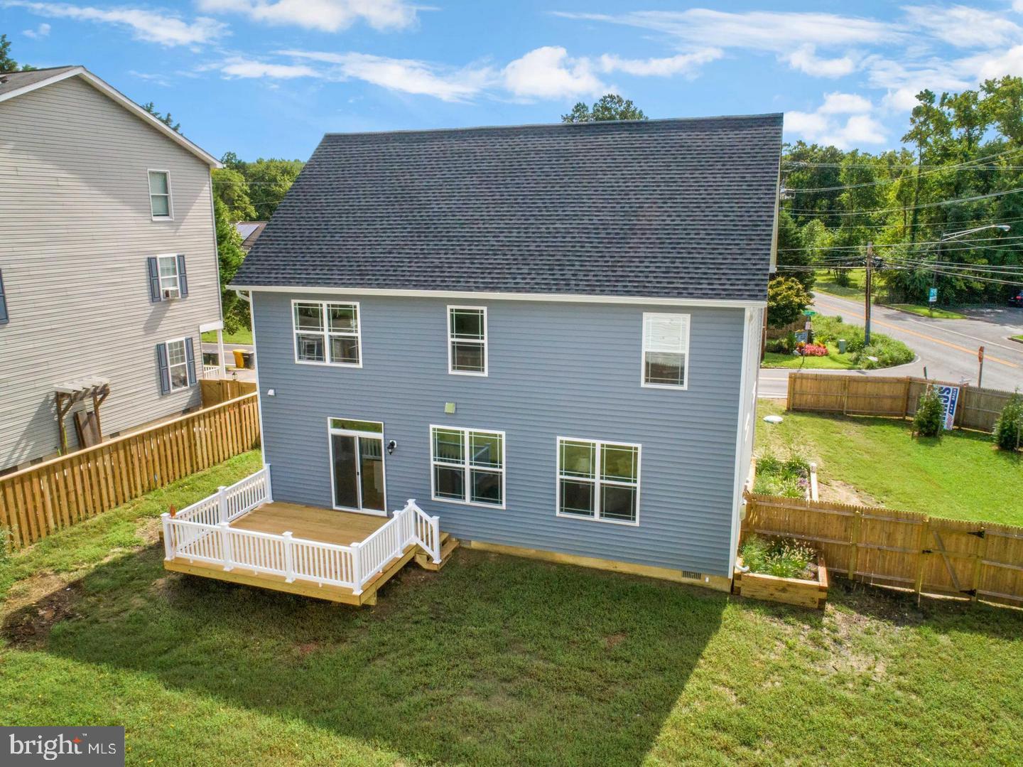 SELBY ON THE BAY - Residential