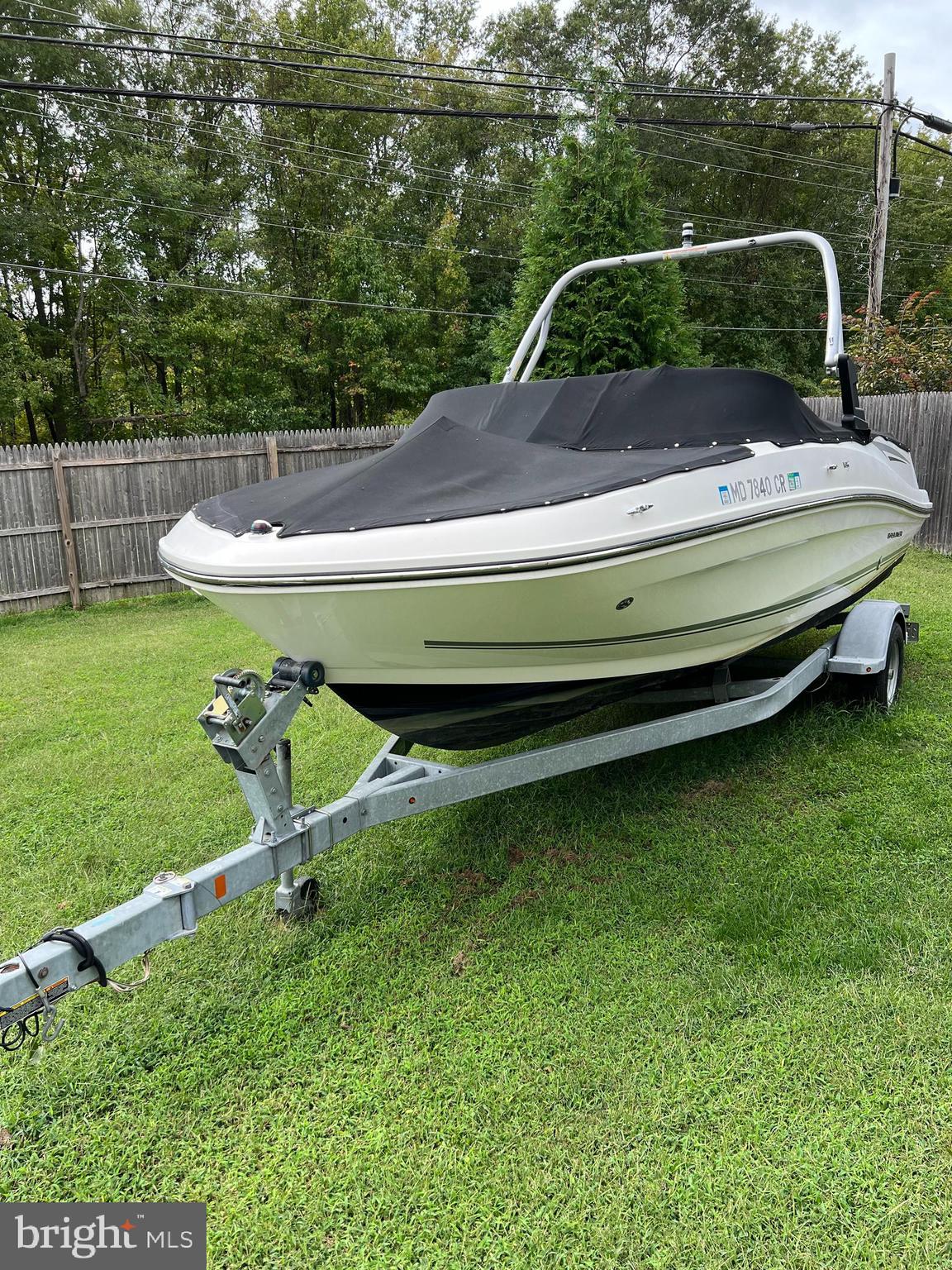 SELBY ON THE BAY - Residential