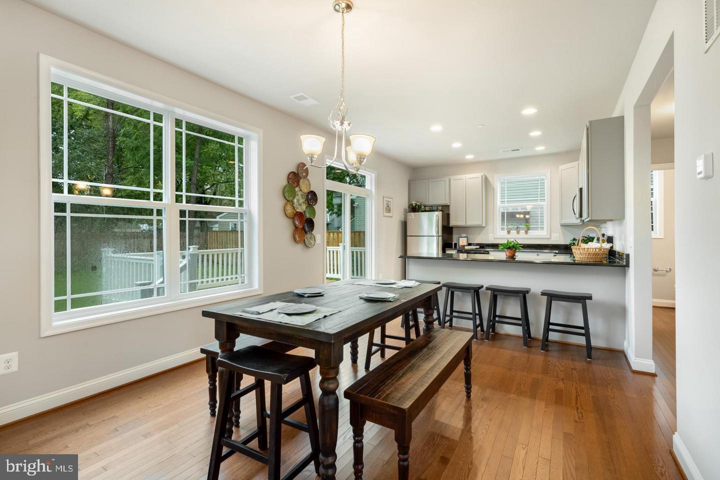 SELBY ON THE BAY - Residential