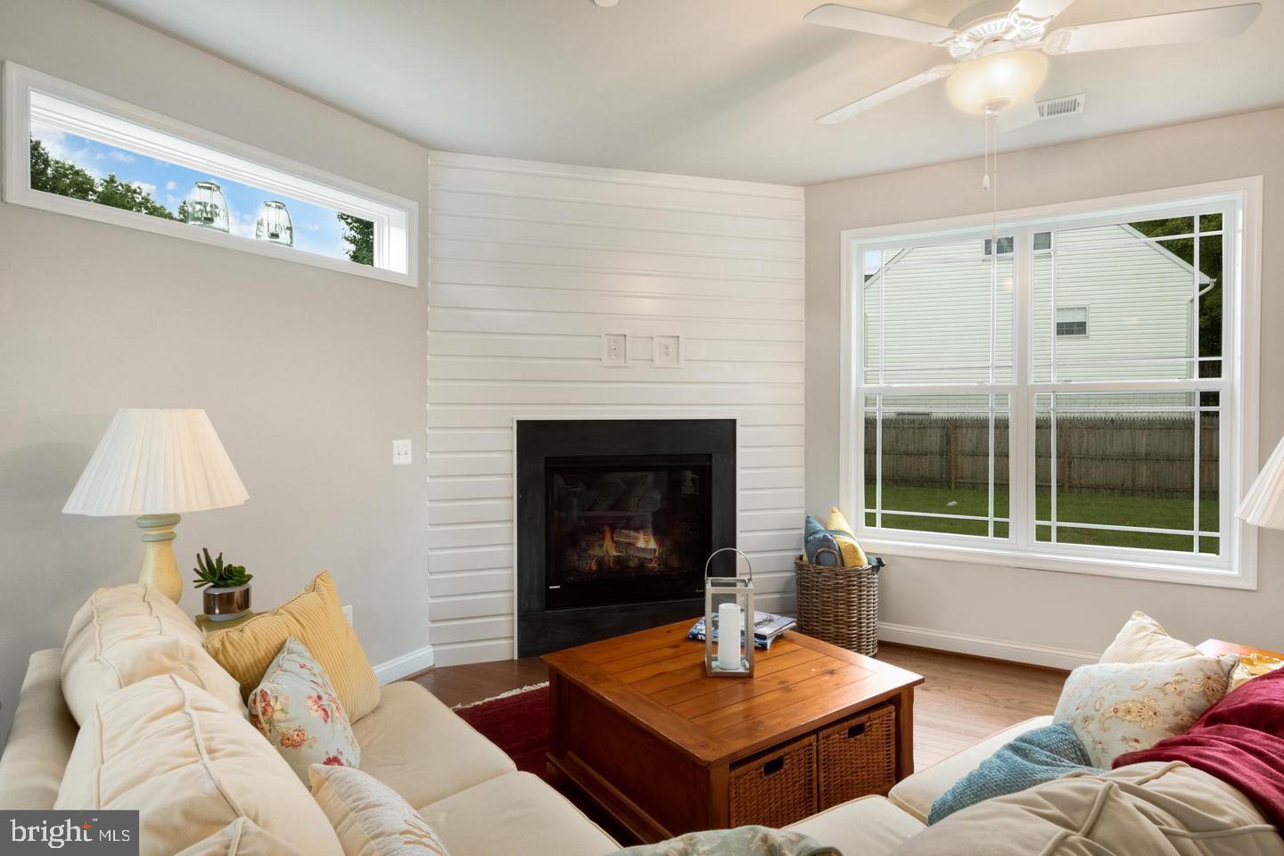 SELBY ON THE BAY - Residential