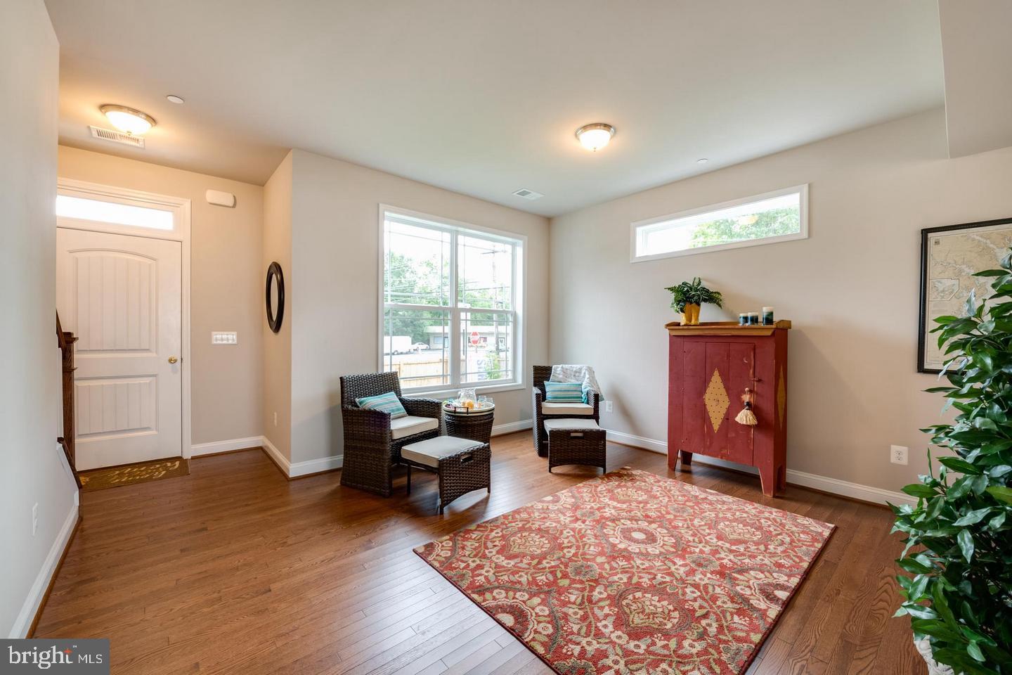 SELBY ON THE BAY - Residential