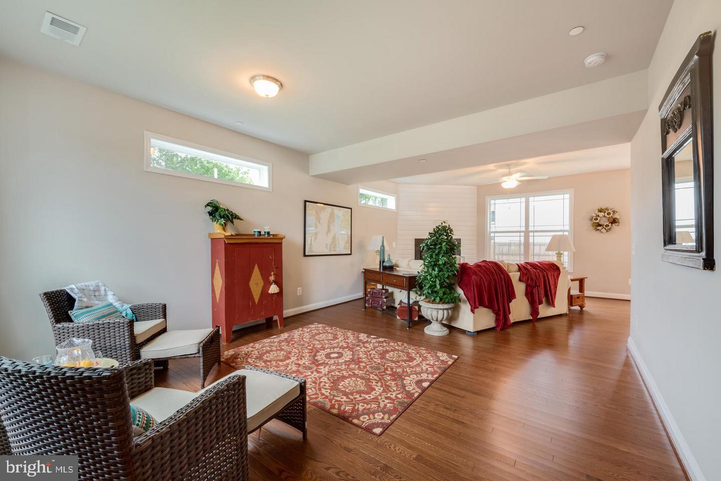 SELBY ON THE BAY - Residential