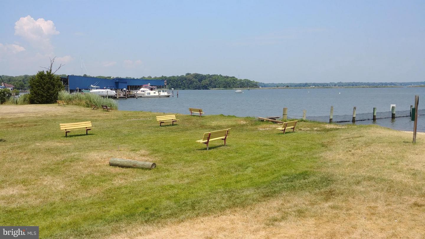 SELBY ON THE BAY - Residential