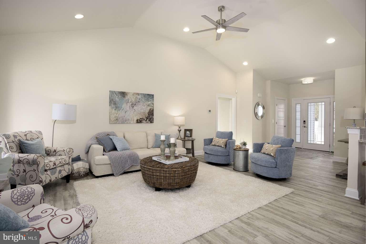 COURSEYS POINT - Residential