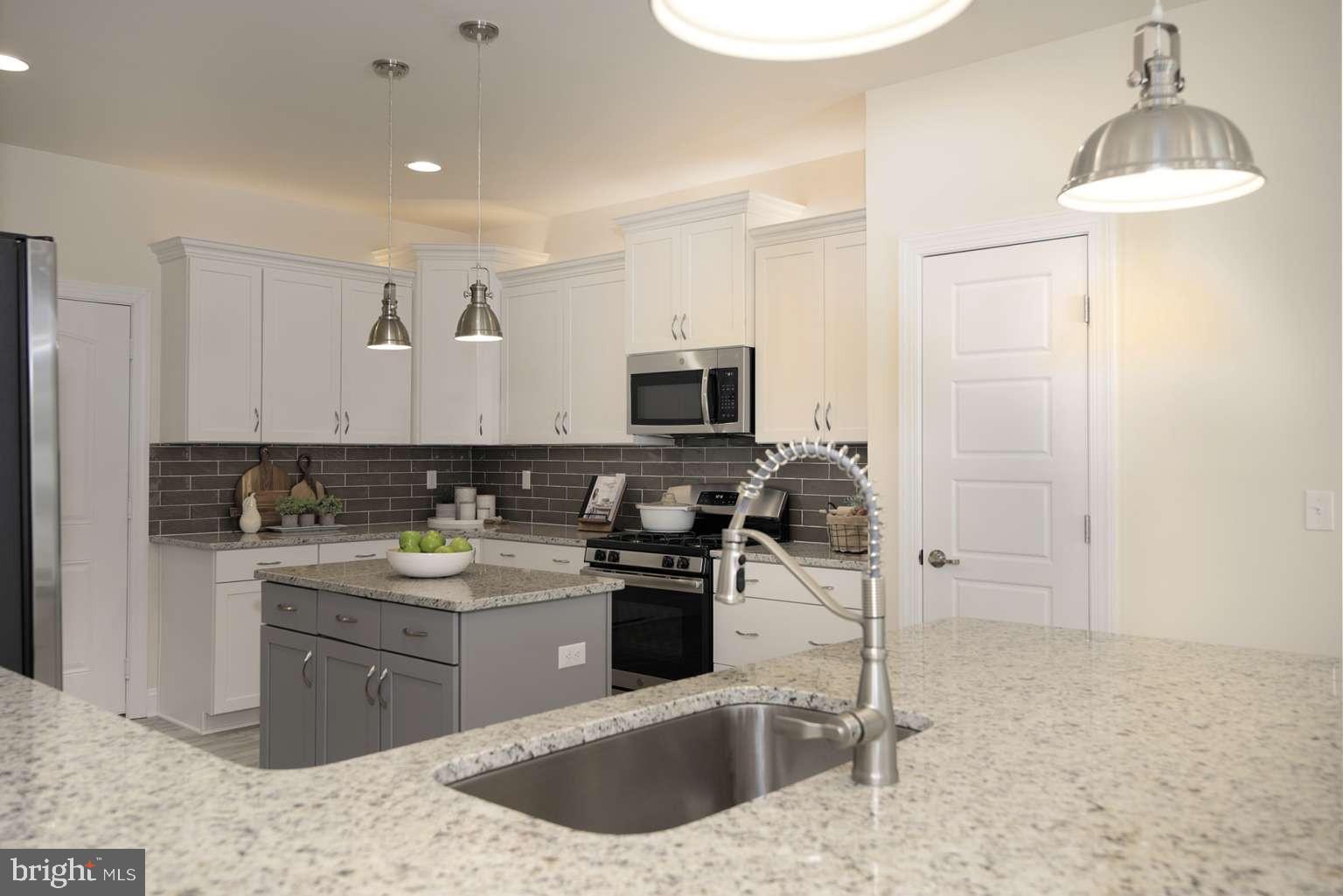 COURSEYS POINT - Residential