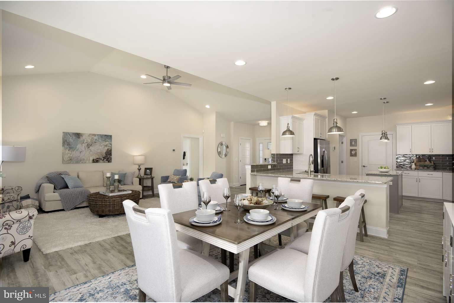 COURSEYS POINT - Residential