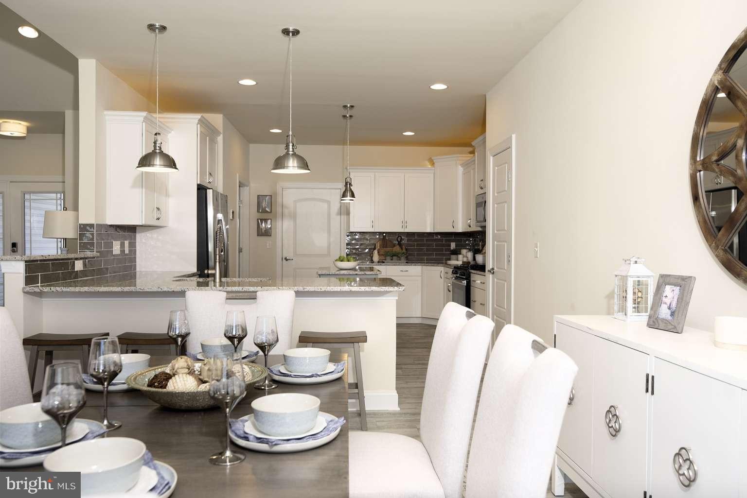 COURSEYS POINT - Residential