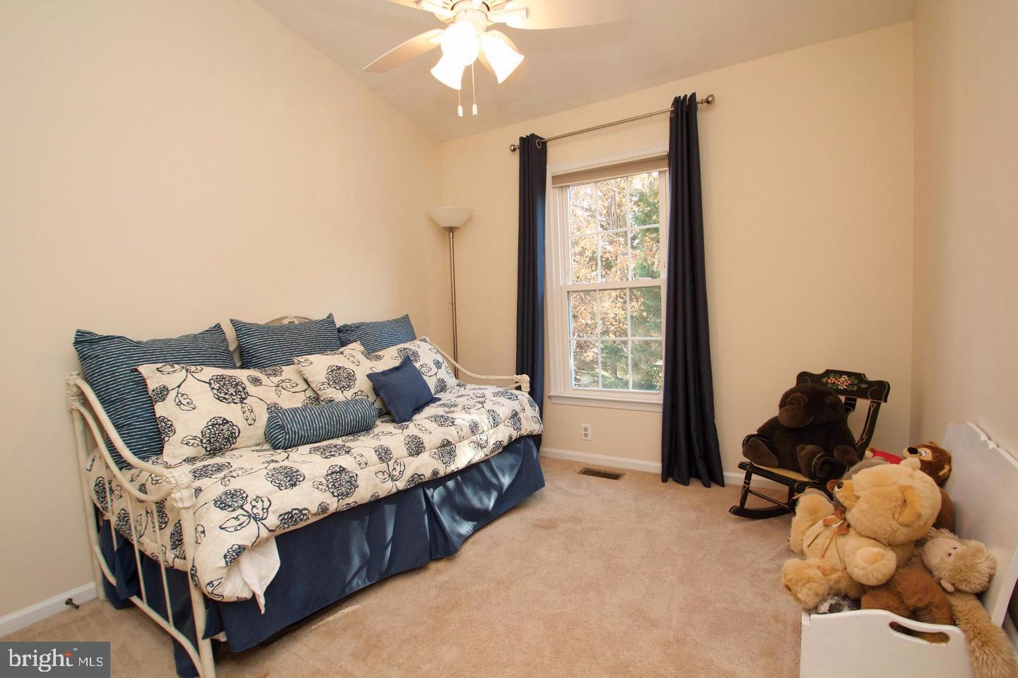 TIMBERLAWN - Residential Lease