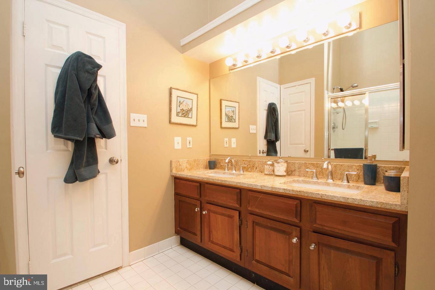 TIMBERLAWN - Residential Lease