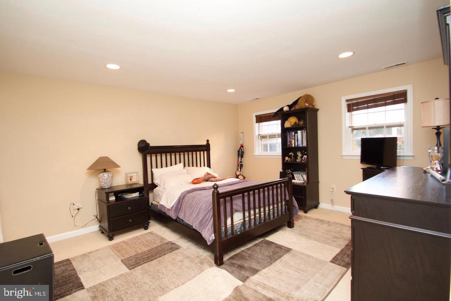 TIMBERLAWN - Residential Lease