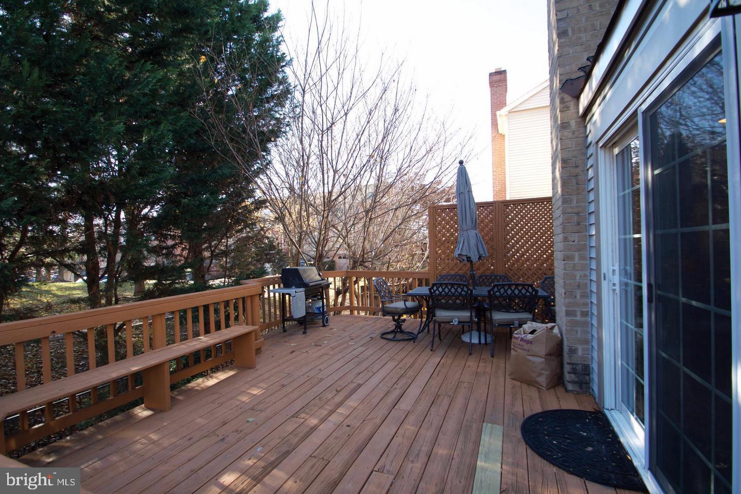 TIMBERLAWN - Residential Lease