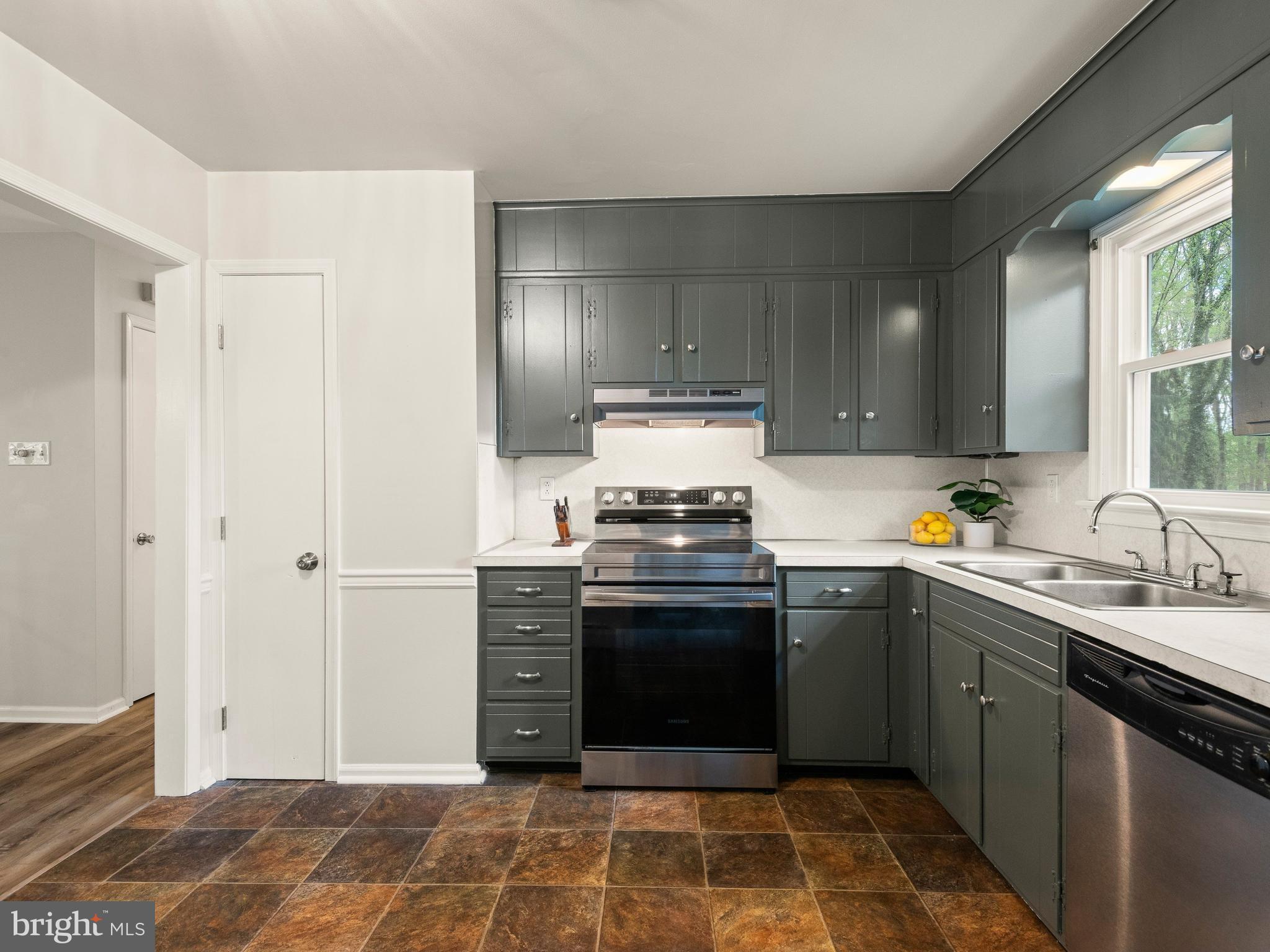 BRANDYWINE CHASE - Residential