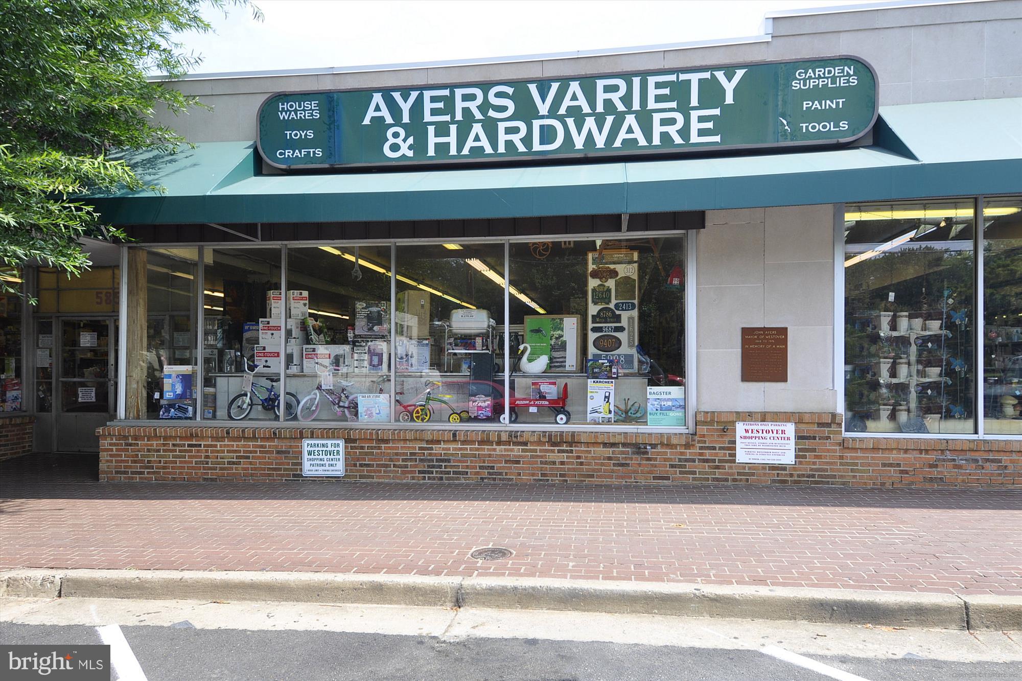 WESTOVER - Residential Lease