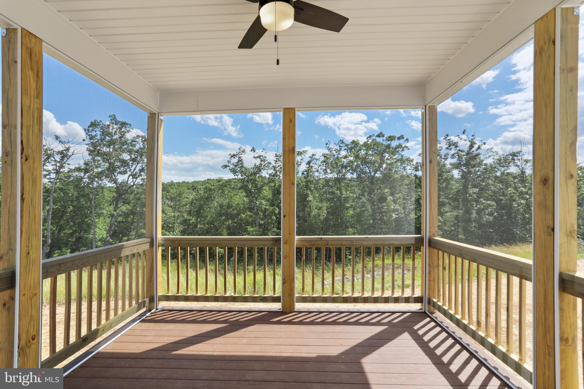 MIDDLE CREEK VISTAS - Residential