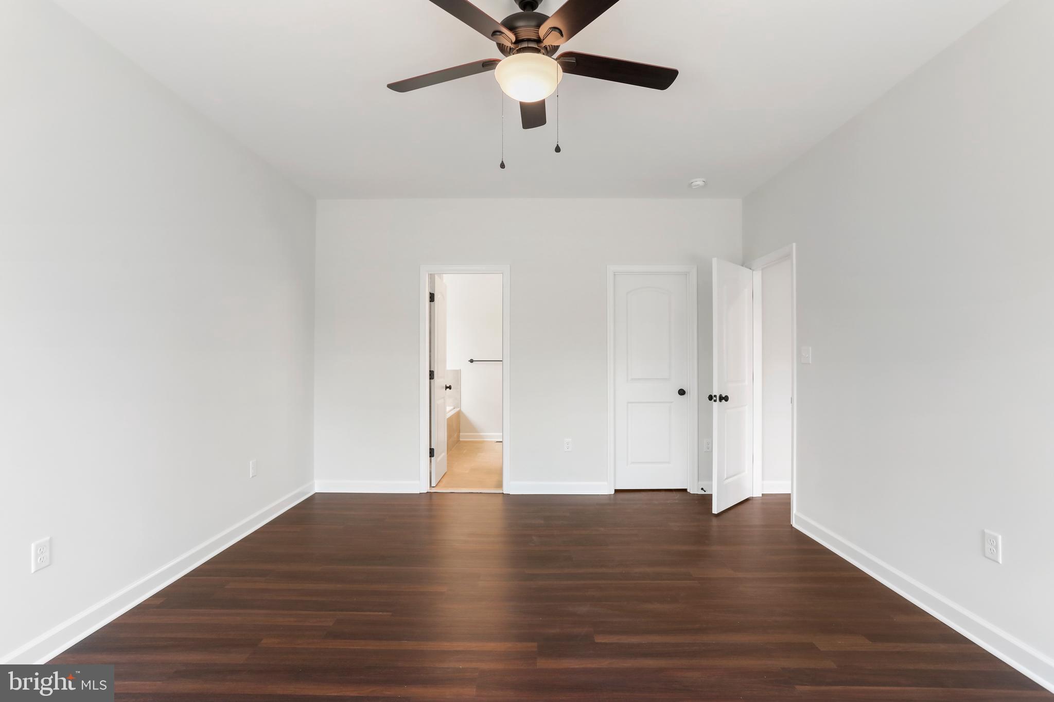 MIDDLE CREEK VISTAS - Residential