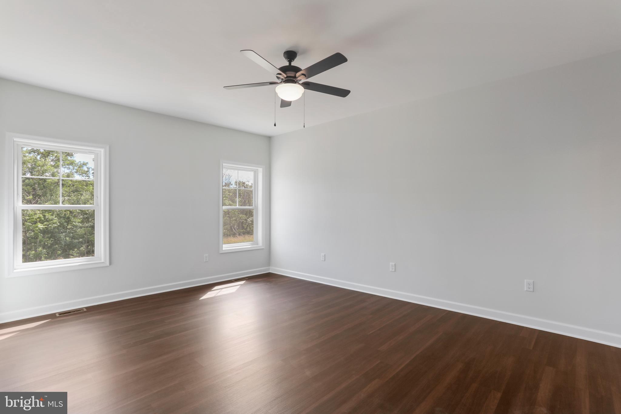 MIDDLE CREEK VISTAS - Residential