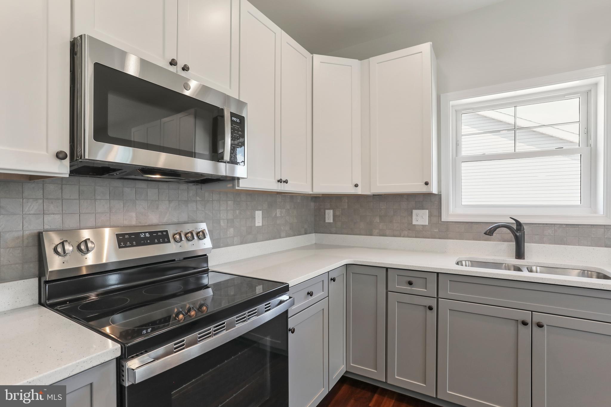 MIDDLE CREEK VISTAS - Residential