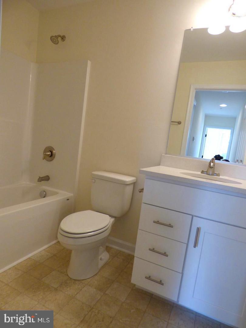 TOWN OF CENTREVILLE - Residential Lease