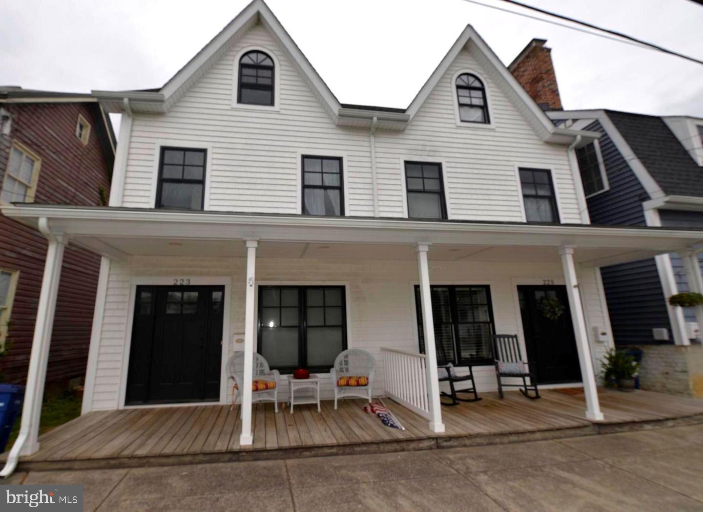 TOWN OF CENTREVILLE - Residential Lease