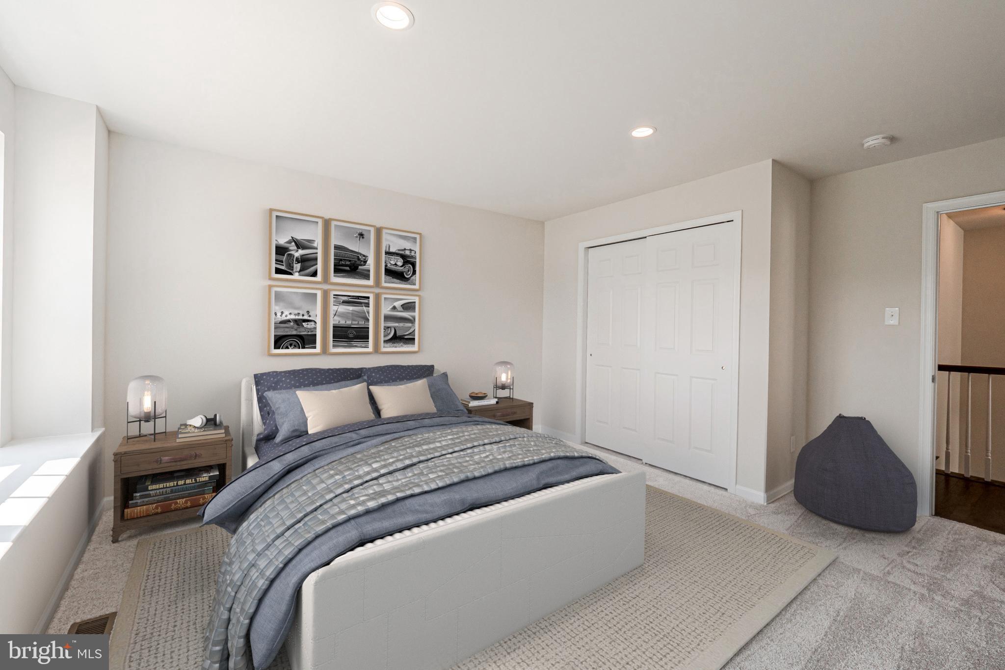 EAST VILLAGE - Residential