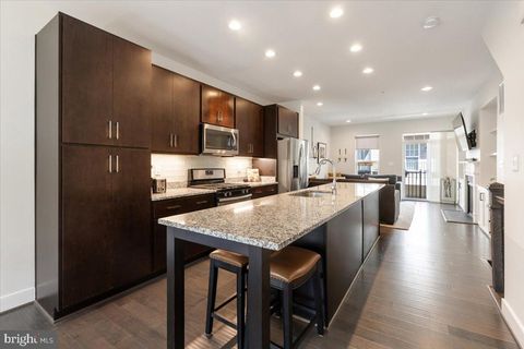 Photo of 254 Bluemont Branch Terrace SE, LEESBURG, VA 20175 (MLS # VALO2125884)