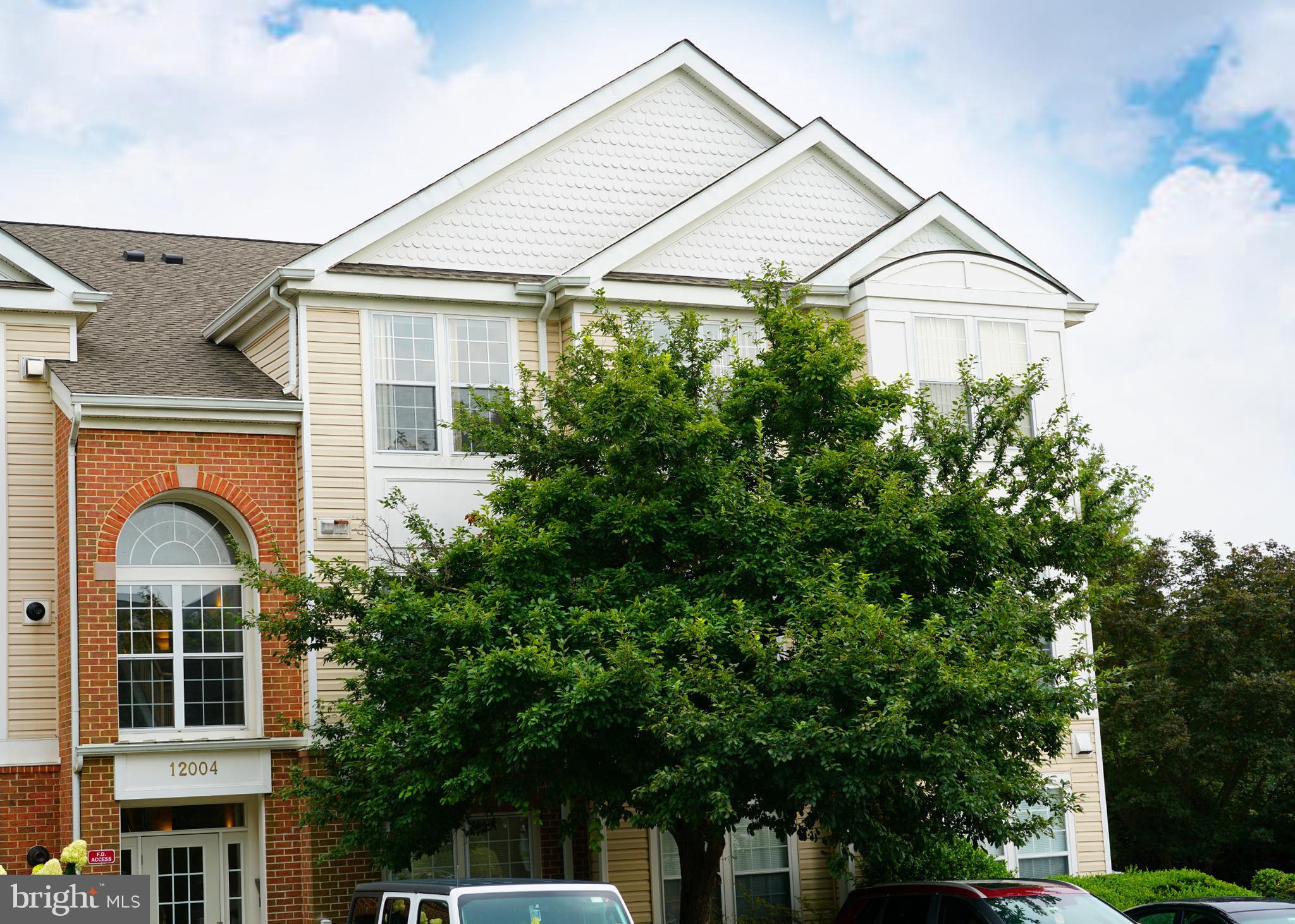 12004 AMBER RIDGE CIRCLE B-303