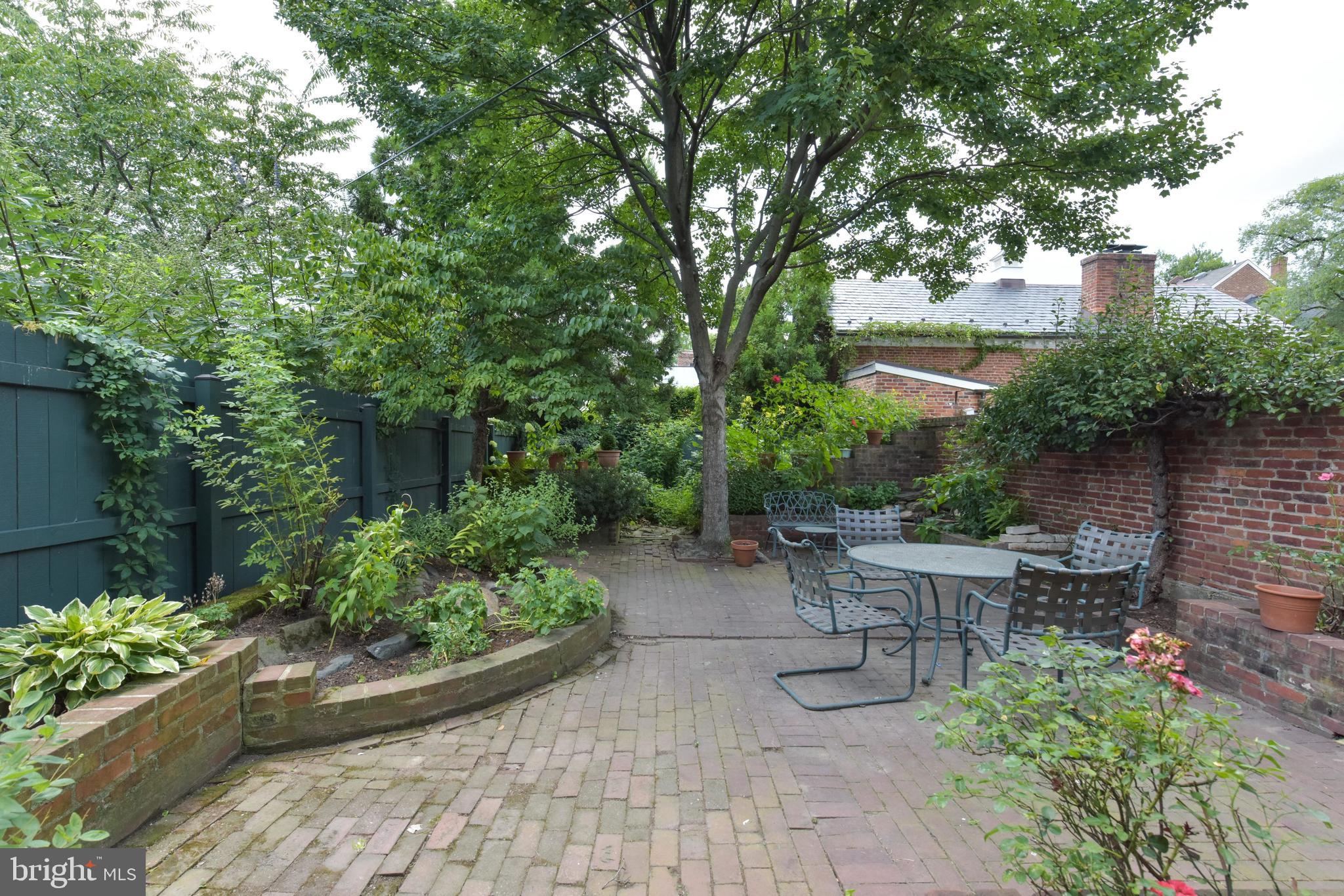 OLD TOWN - Residential