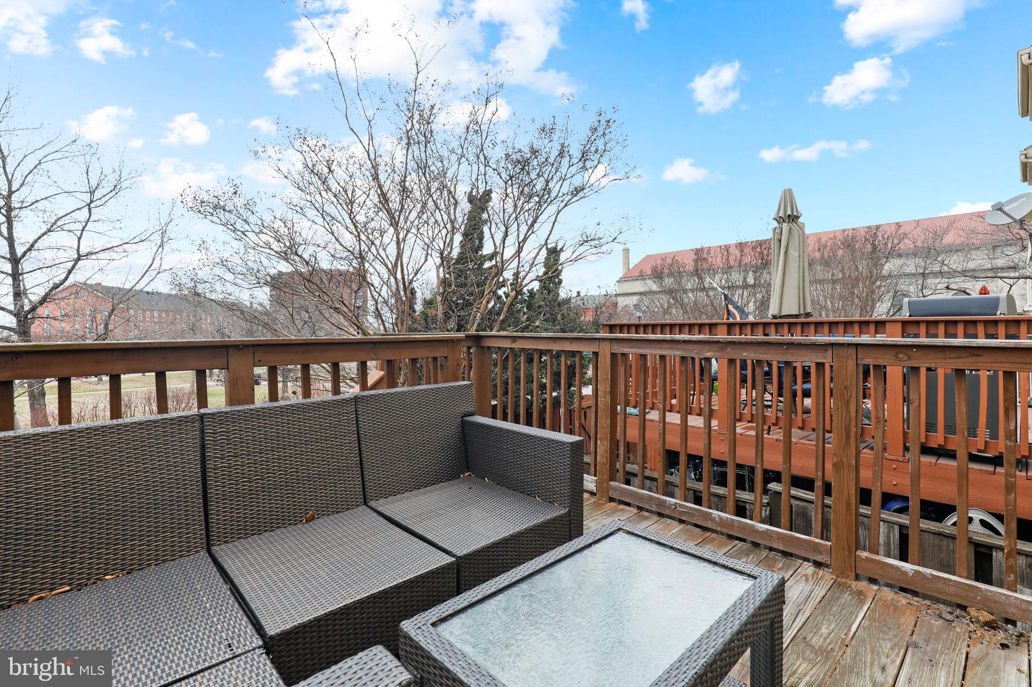 CANTON SQUARE - Residential