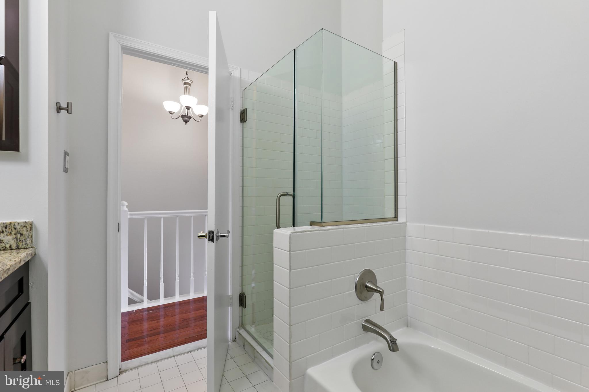 CANTON SQUARE - Residential