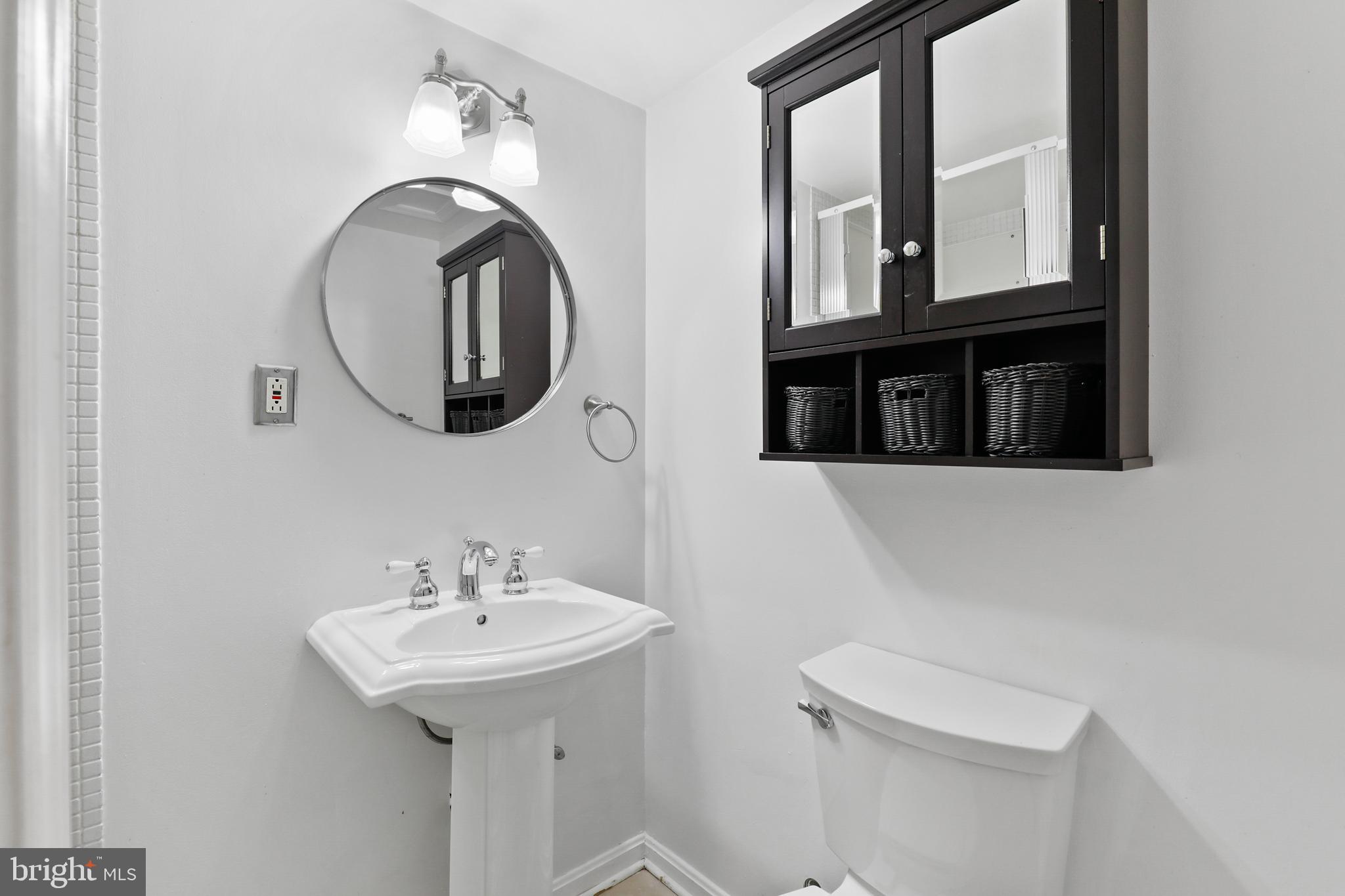 CANTON SQUARE - Residential