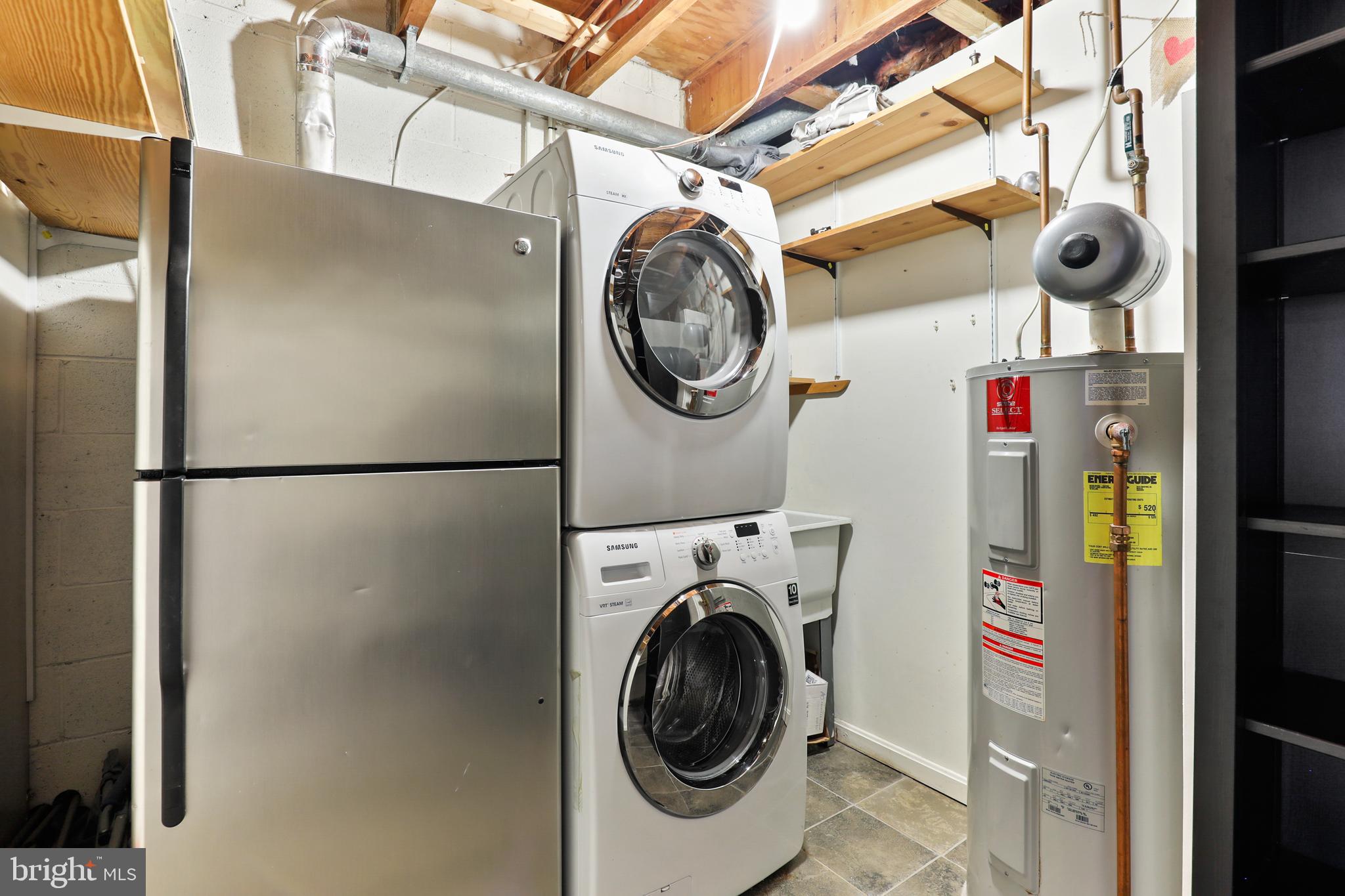 CANTON SQUARE - Residential