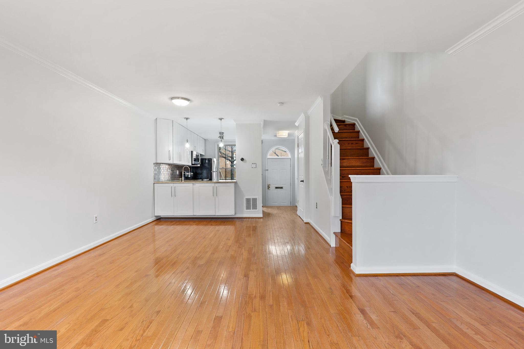 CANTON SQUARE - Residential