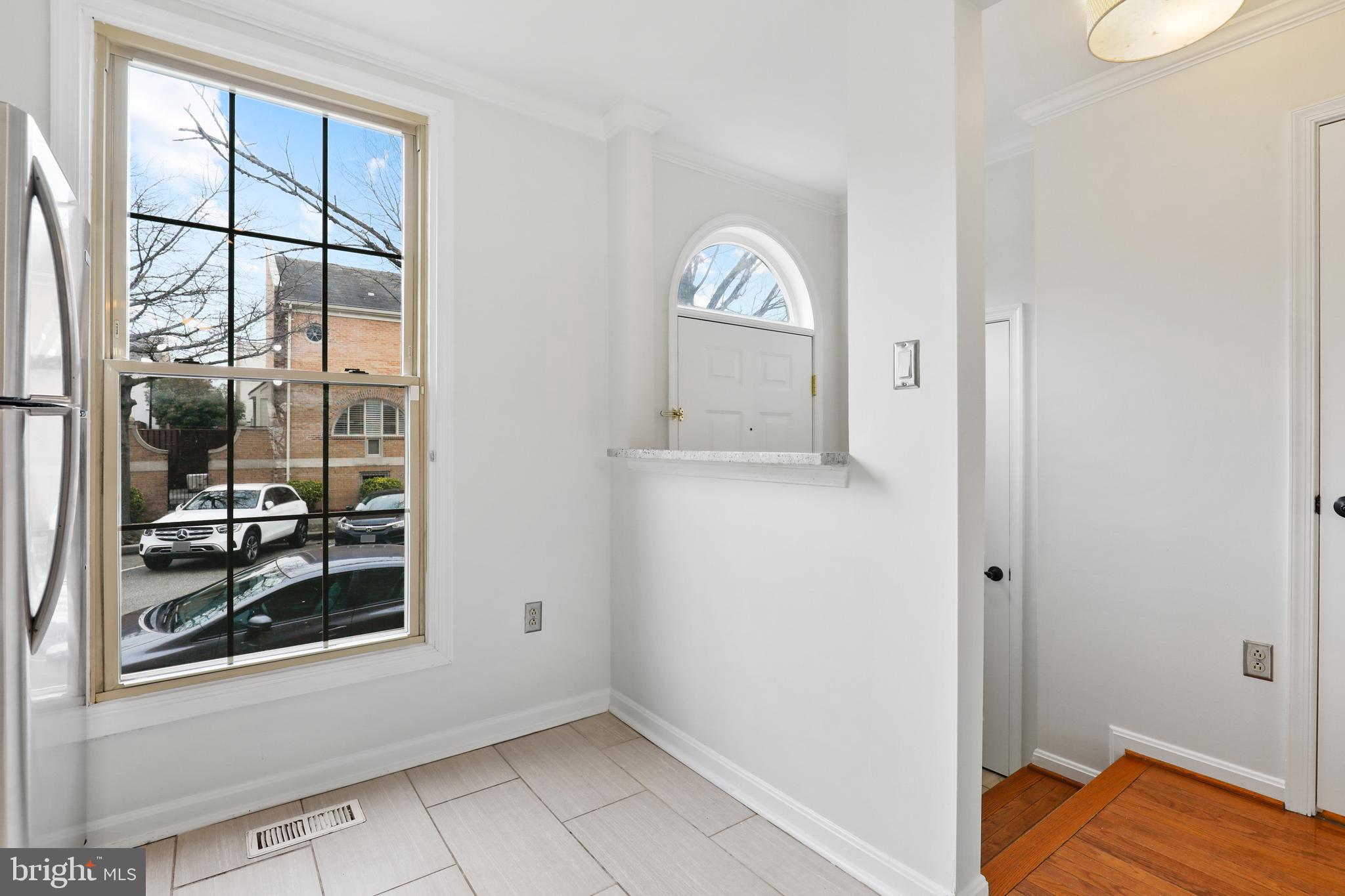 CANTON SQUARE - Residential