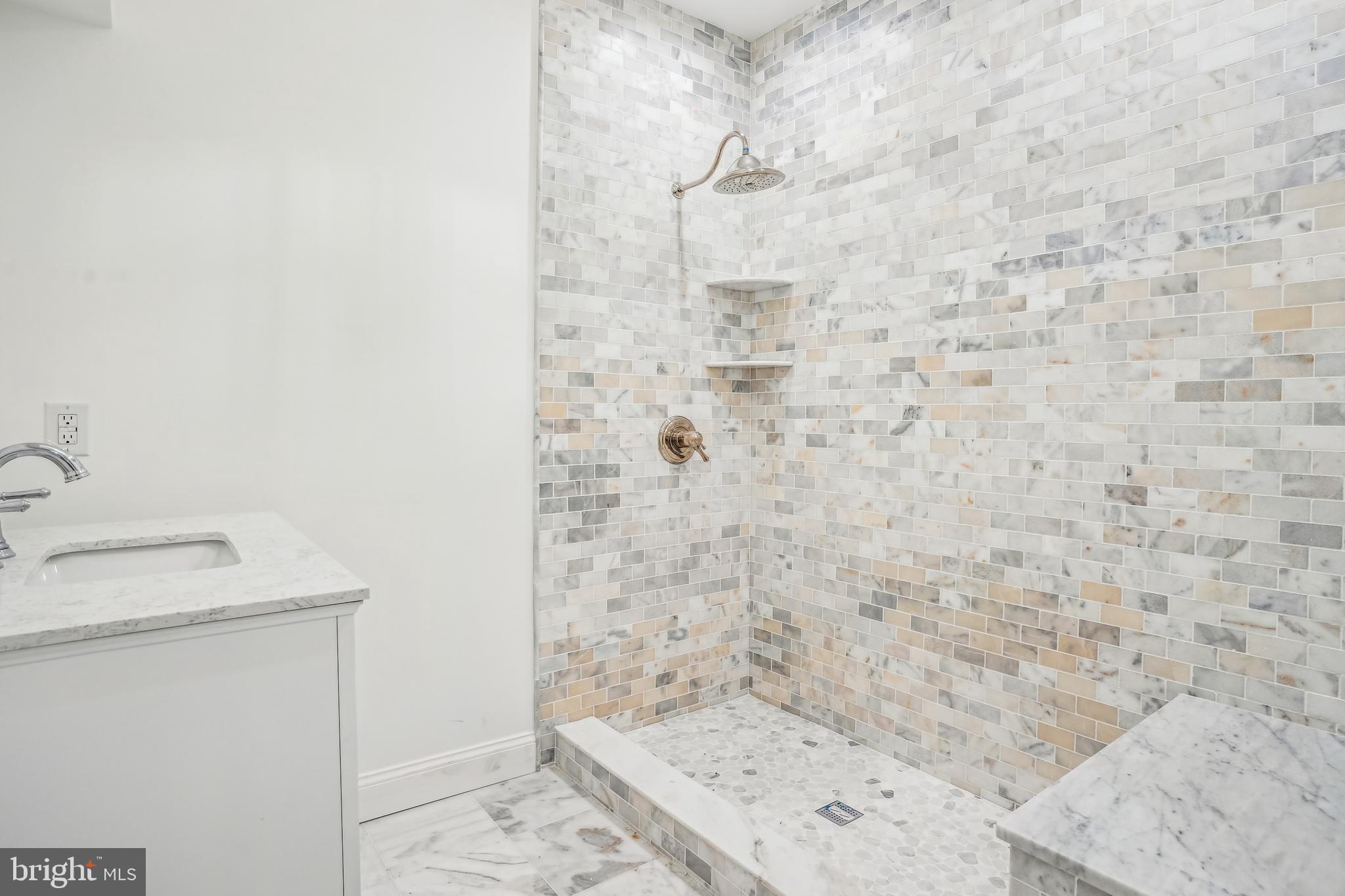 ROKEBY FARM - Residential